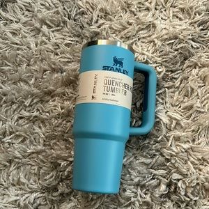 Stanley The Flowstates Quencher H2O Tumbler